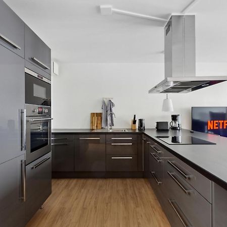 Eindrucksvolle Zwei-Zimmer-Wohnung Mit Balkon Und Grosser Kueche Лейпциг Екстер'єр фото