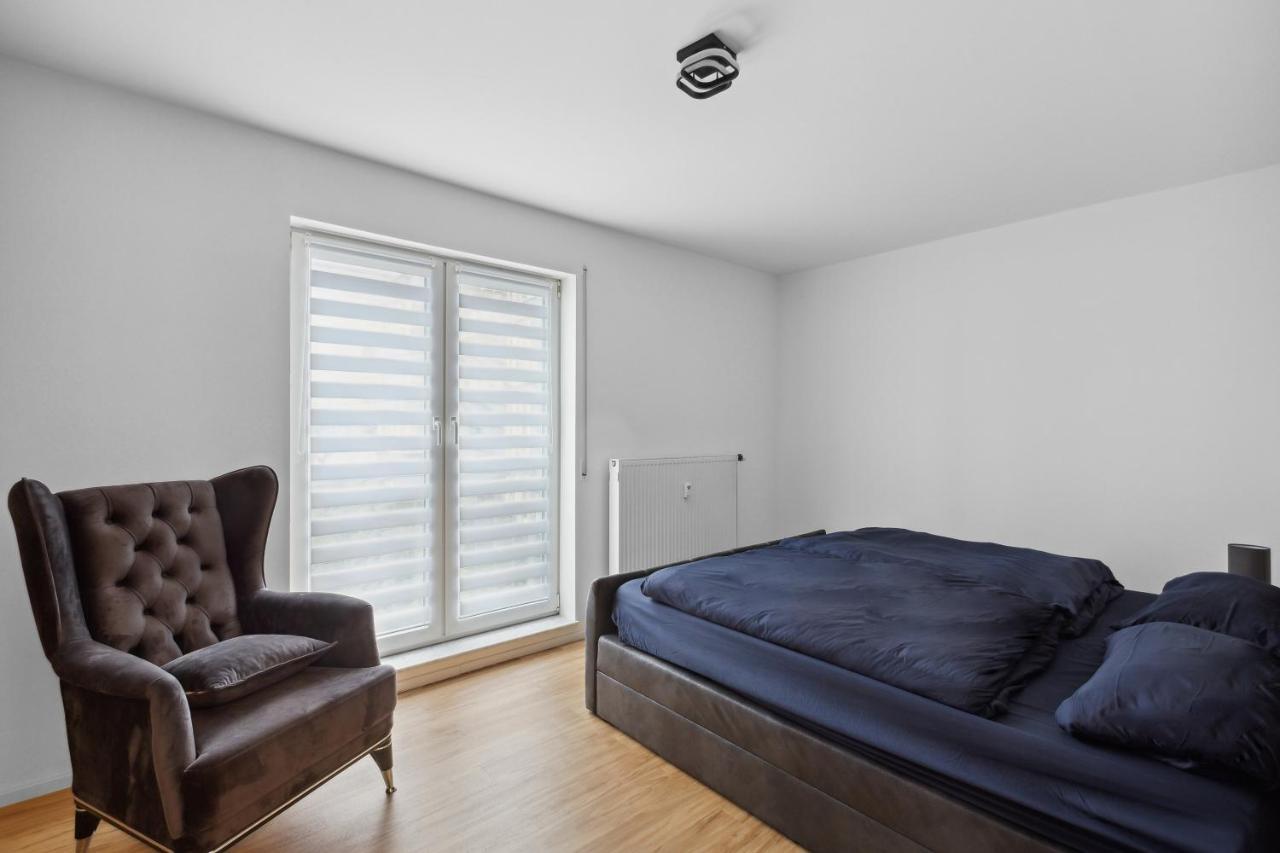 Eindrucksvolle Zwei-Zimmer-Wohnung Mit Balkon Und Grosser Kueche Лейпциг Екстер'єр фото