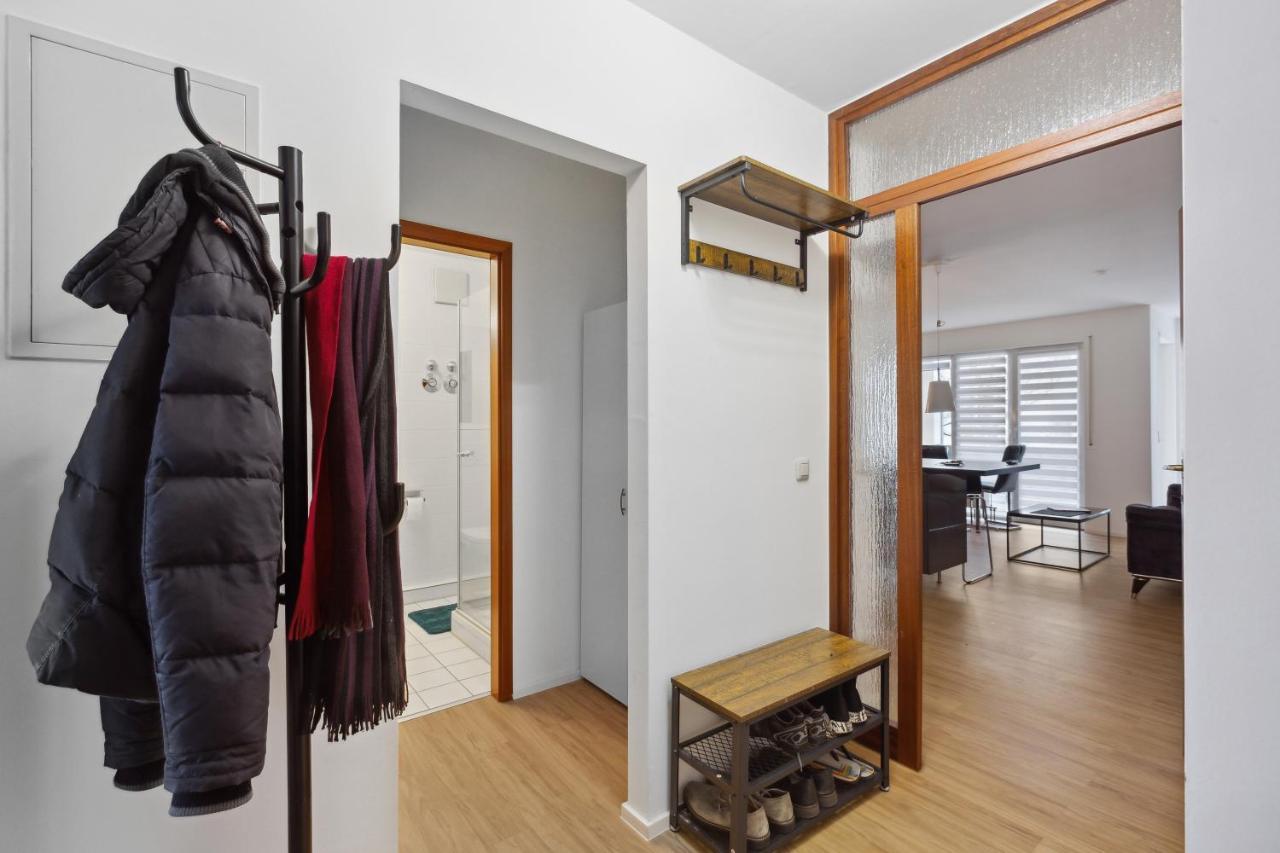 Eindrucksvolle Zwei-Zimmer-Wohnung Mit Balkon Und Grosser Kueche Лейпциг Екстер'єр фото